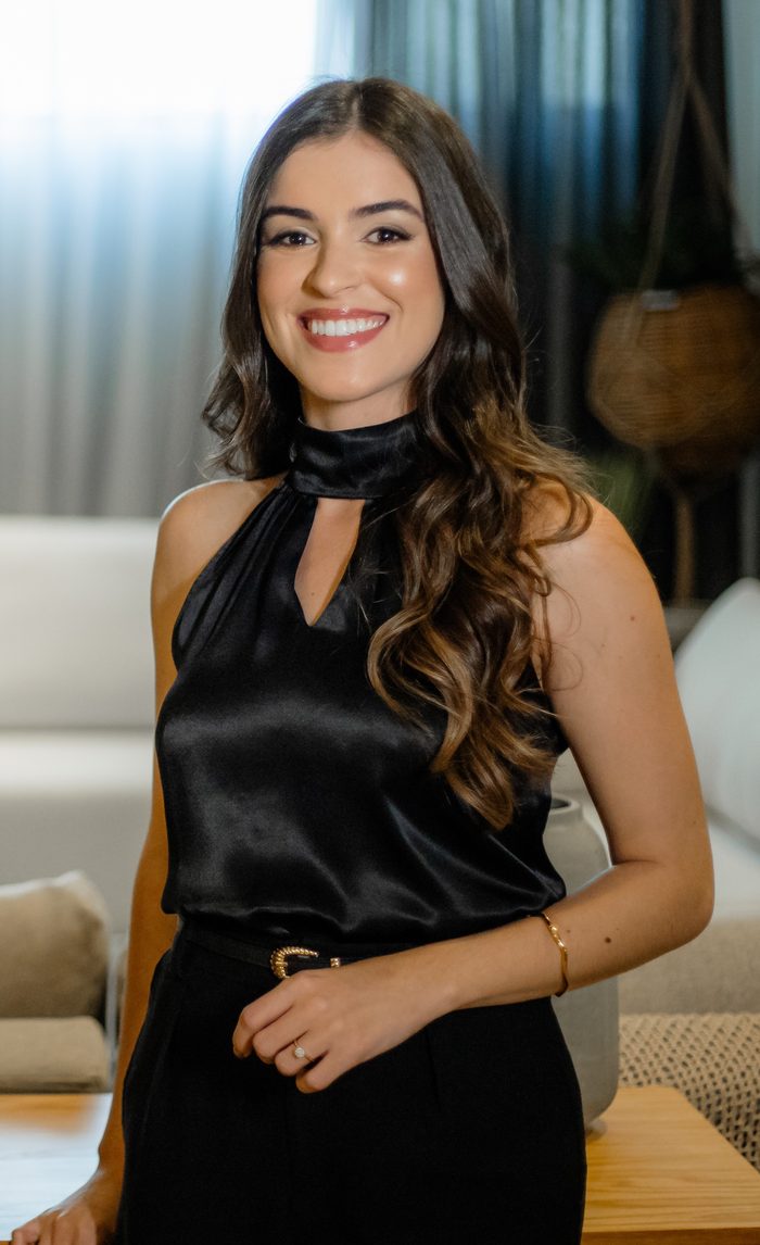 Dra. Ana Karolina Araújo